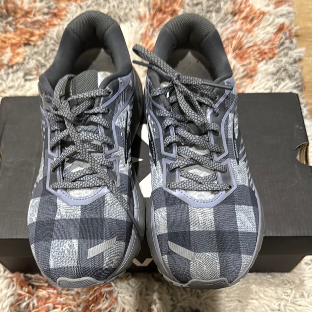 Gray Checkered Women's Sneakers